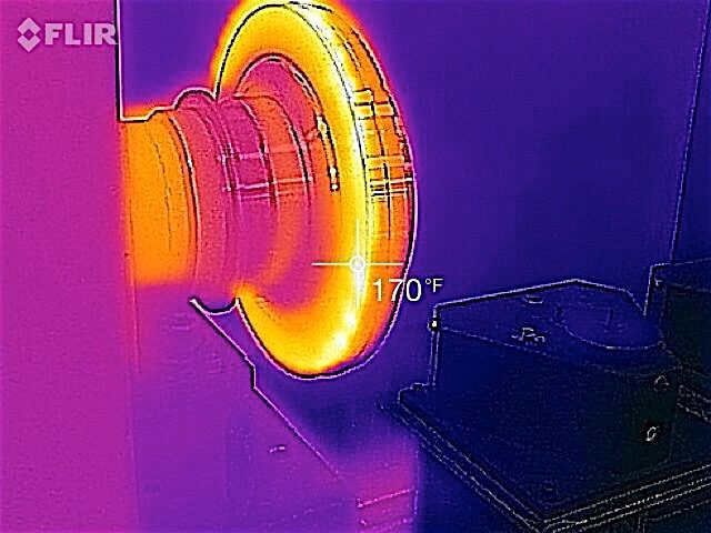 An infrared image of a machine.